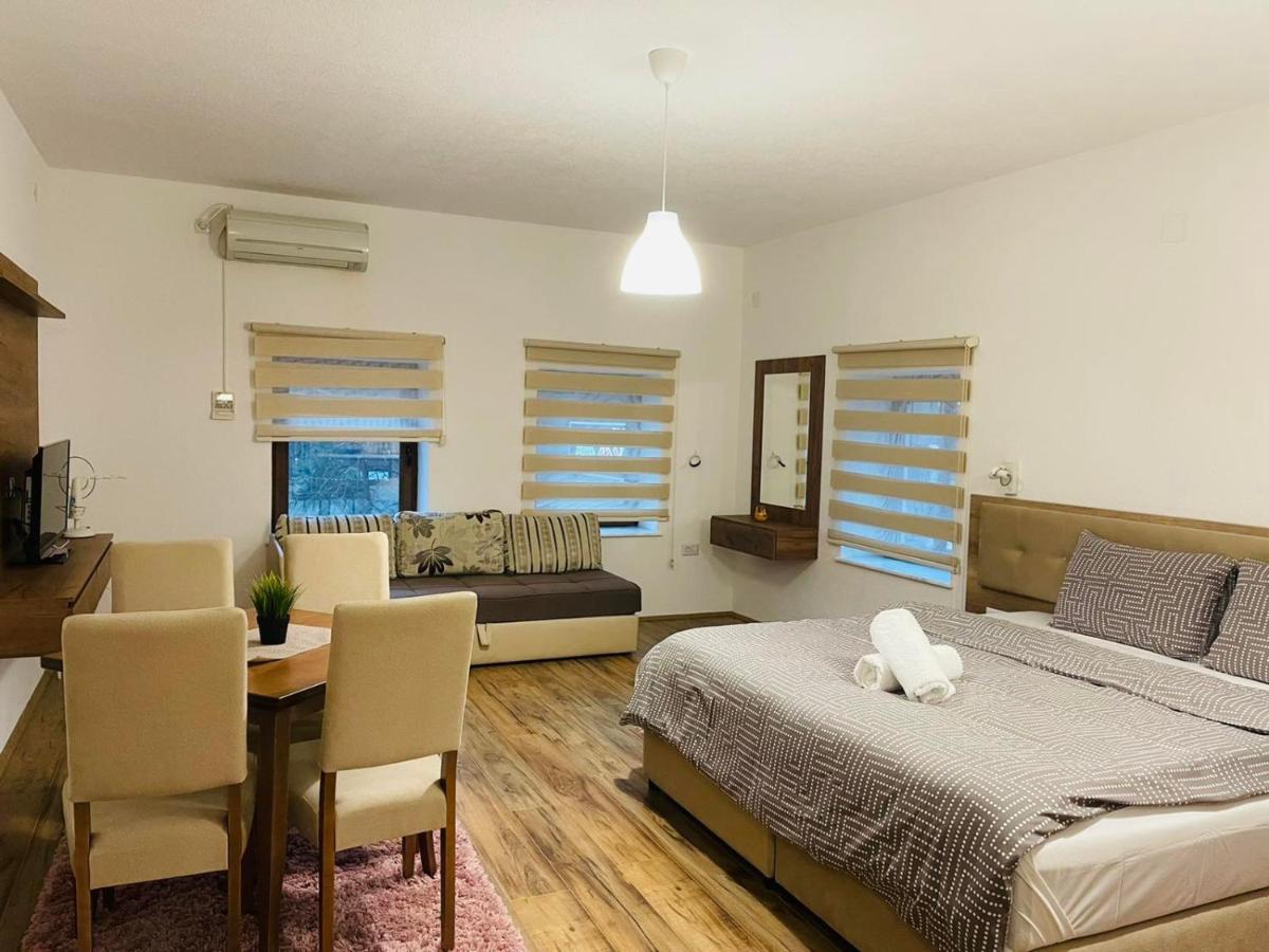 Fuk-Tak Apartmani&Restoran Dojran Extérieur photo