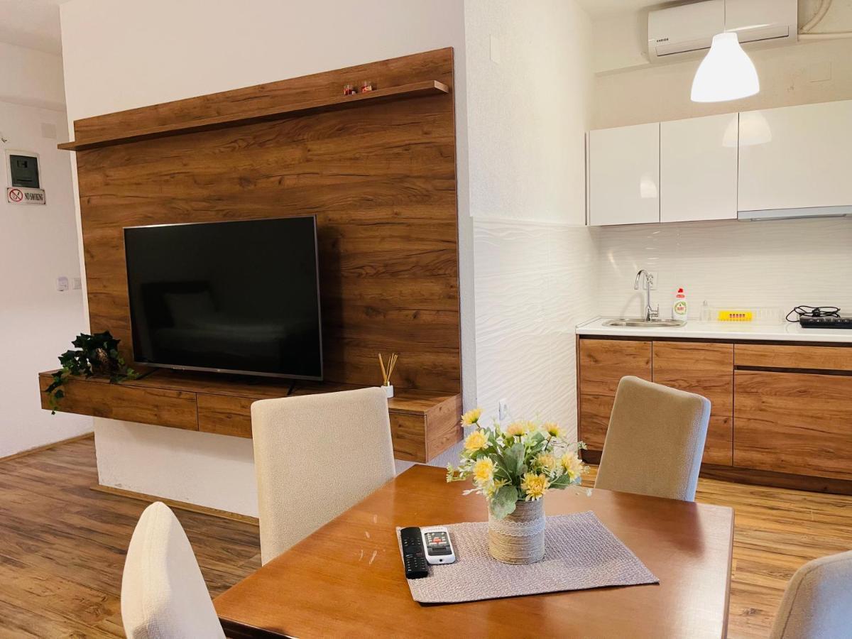 Fuk-Tak Apartmani&Restoran Dojran Extérieur photo