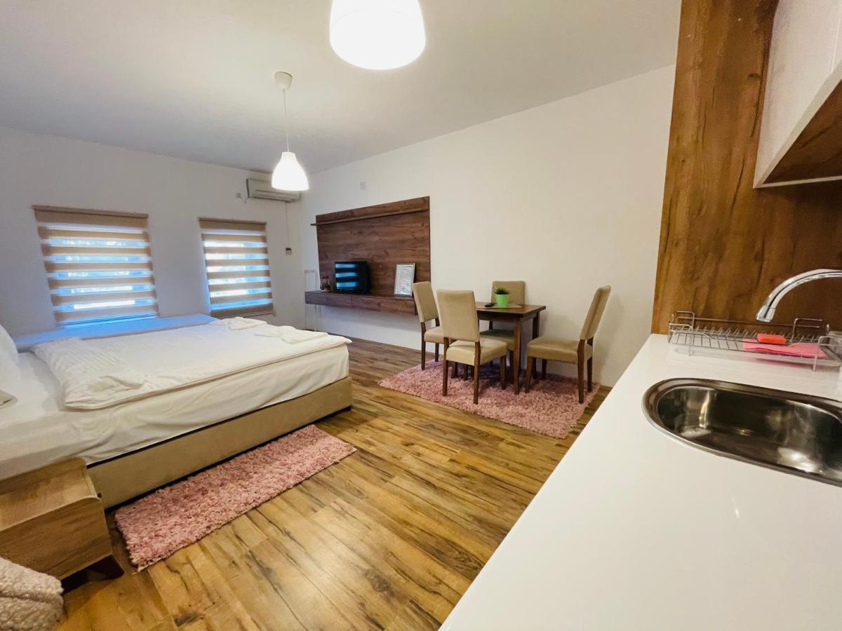 Fuk-Tak Apartmani&Restoran Dojran Extérieur photo