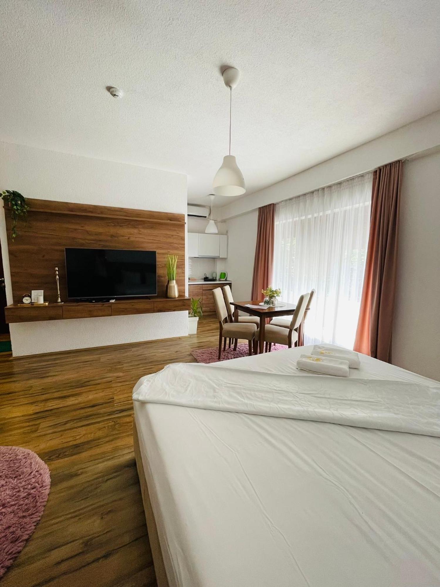 Fuk-Tak Apartmani&Restoran Dojran Extérieur photo